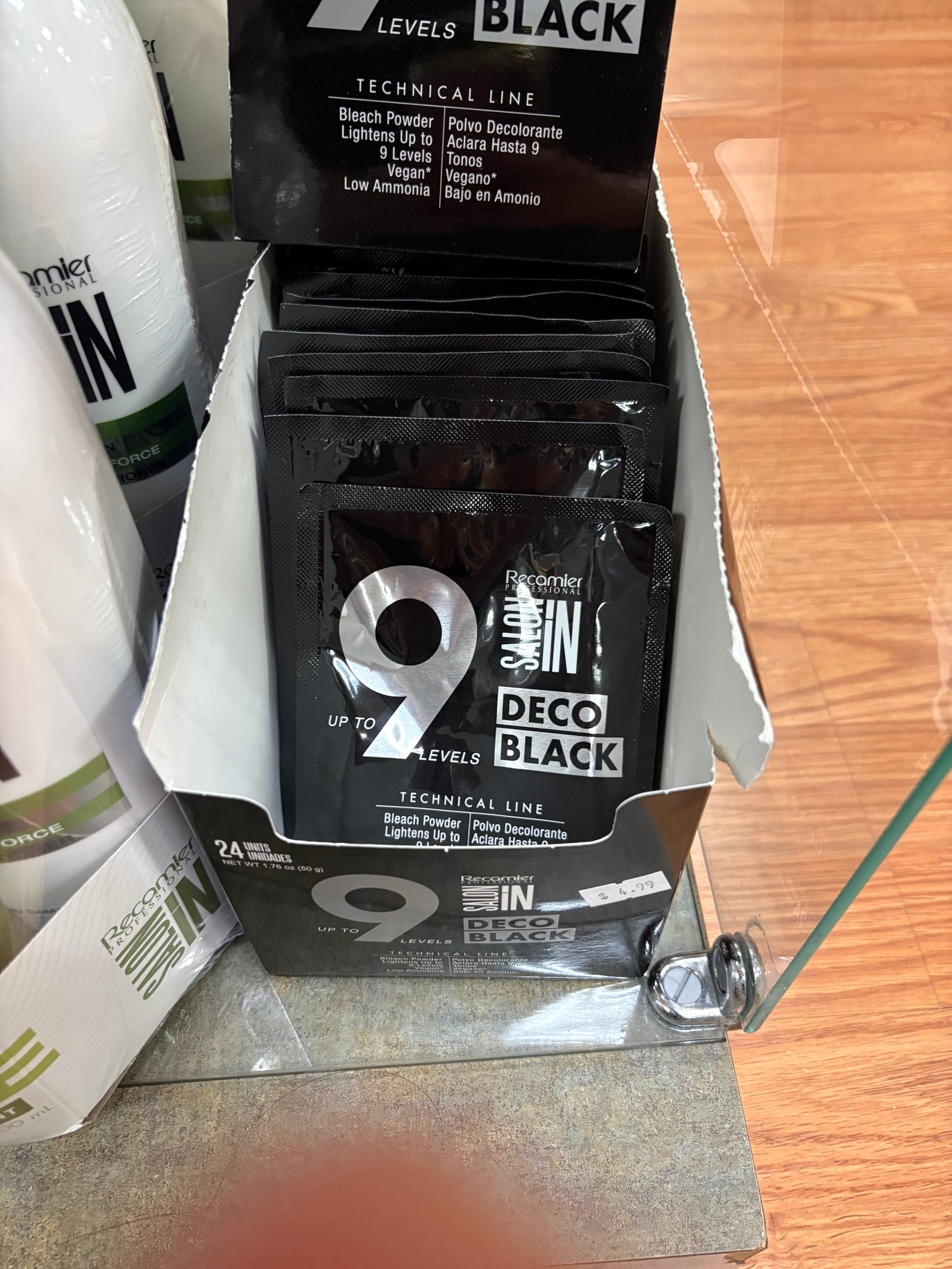 Recamier Deco Black Professional Bleach – Up to 9 Levels of Lift, Dust